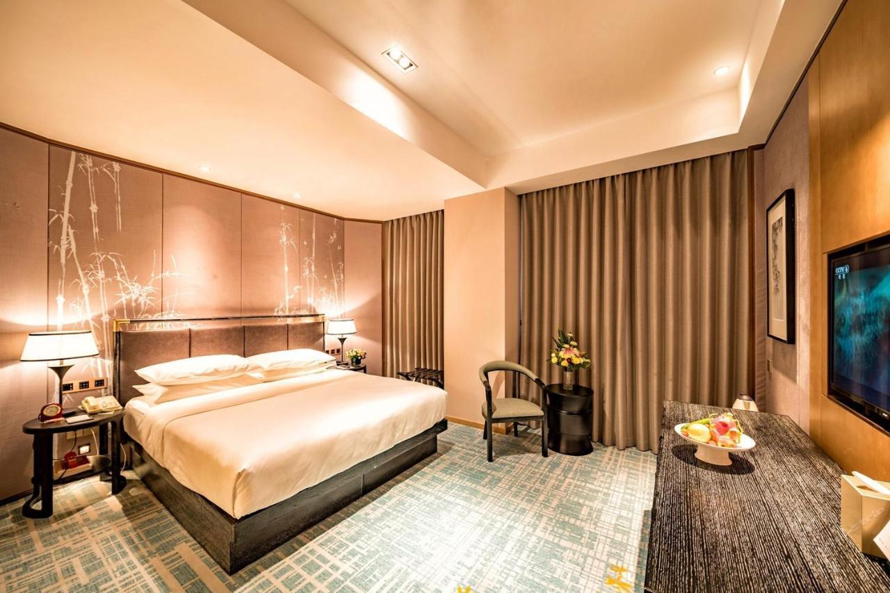Courtyard By Marriott Yangzhou Hotel Екстериор снимка