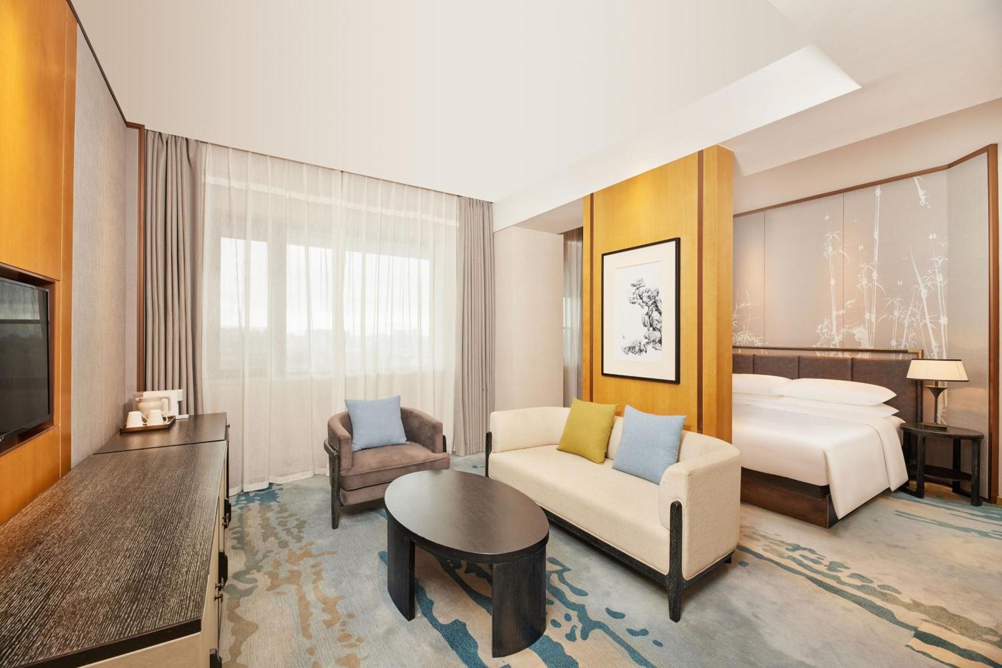 Courtyard By Marriott Yangzhou Hotel Екстериор снимка